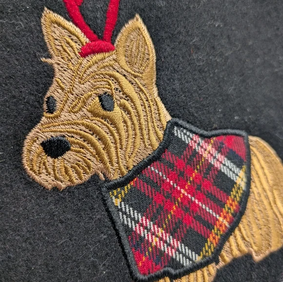 Talbots Festive Scottie Dog Embroidered Wool Wristlet - Picture 6 of 6